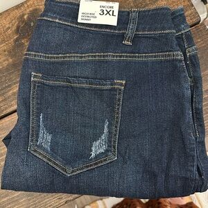 NWT encore skinny jeans
